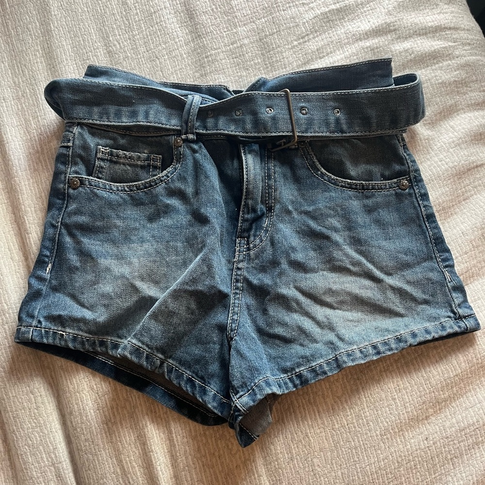 Sincerely Jules Belted Blue Jean Shorts